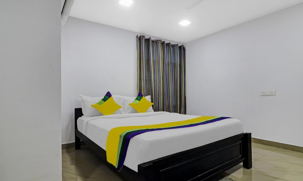 Itsy By Treebo - Lg Grand Inn Hyderabad Bagian luar foto