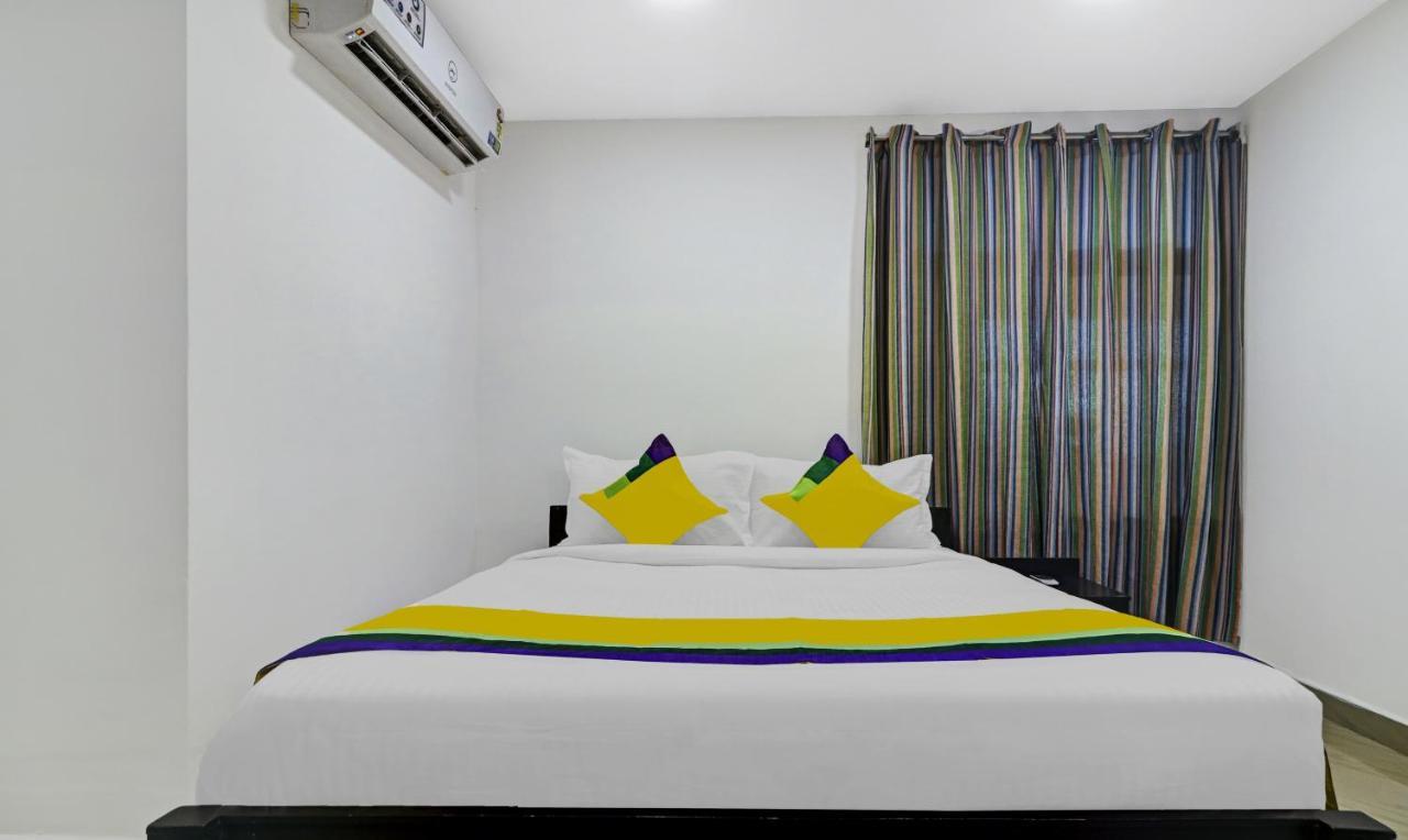 Itsy By Treebo - Lg Grand Inn Hyderabad Bagian luar foto