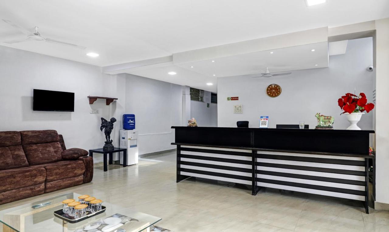 Itsy By Treebo - Lg Grand Inn Hyderabad Bagian luar foto