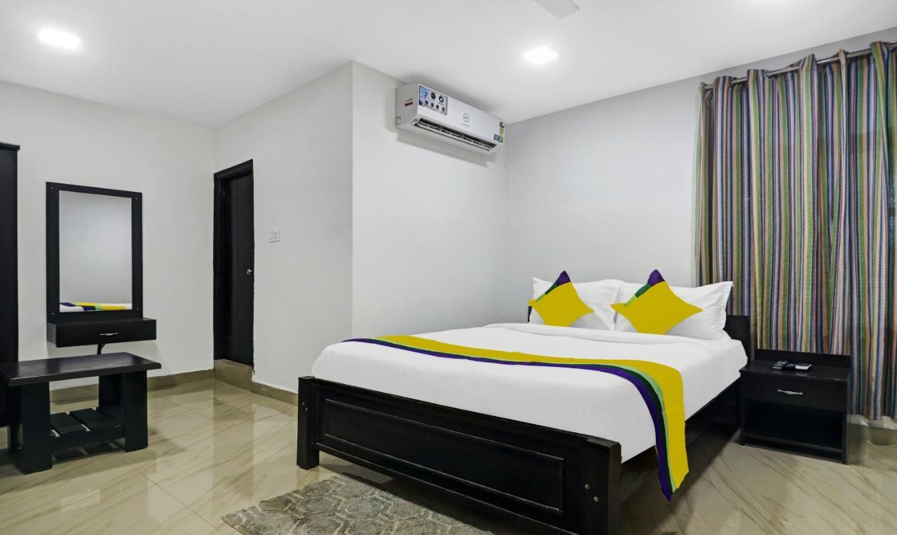 Itsy By Treebo - Lg Grand Inn Hyderabad Bagian luar foto