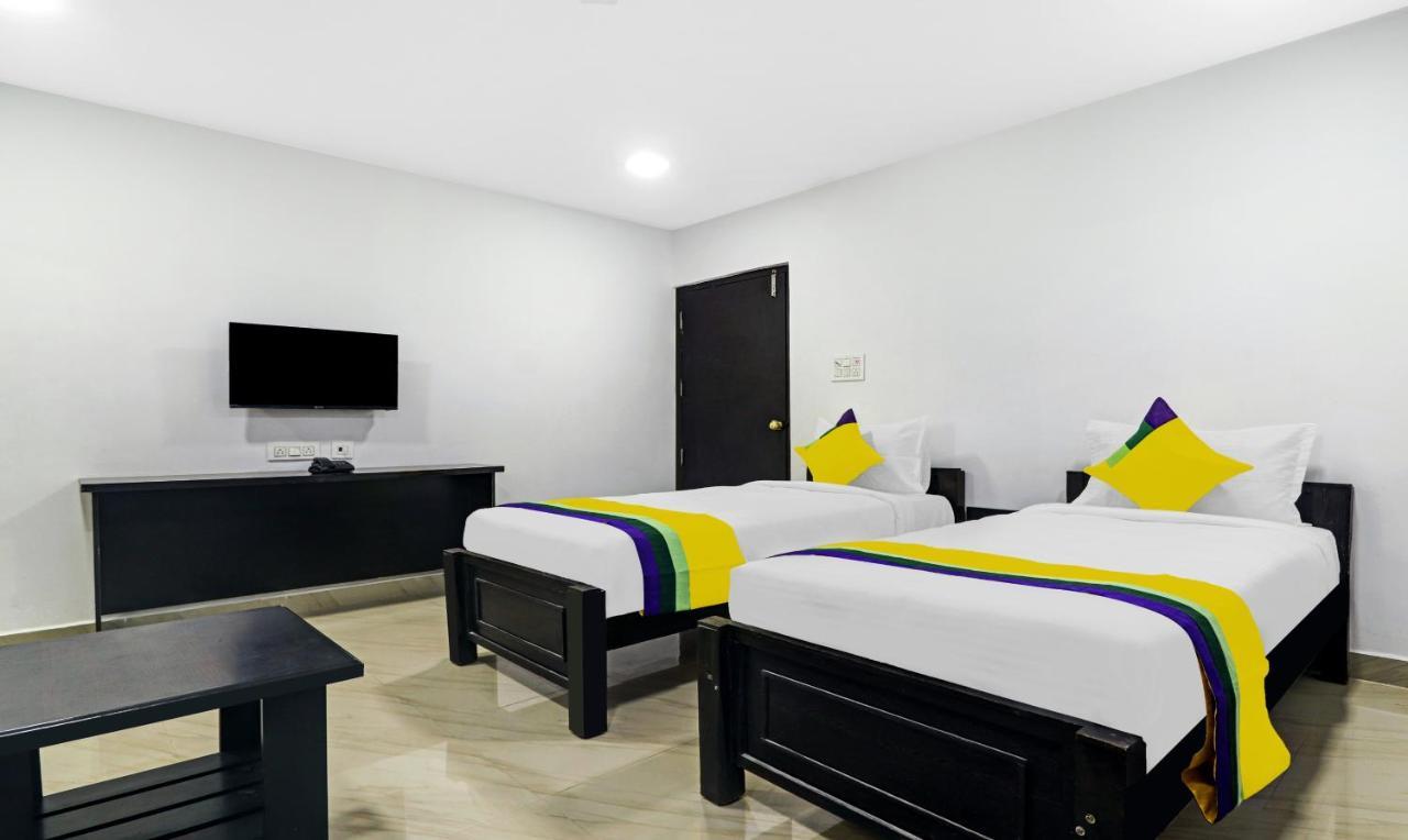 Itsy By Treebo - Lg Grand Inn Hyderabad Bagian luar foto